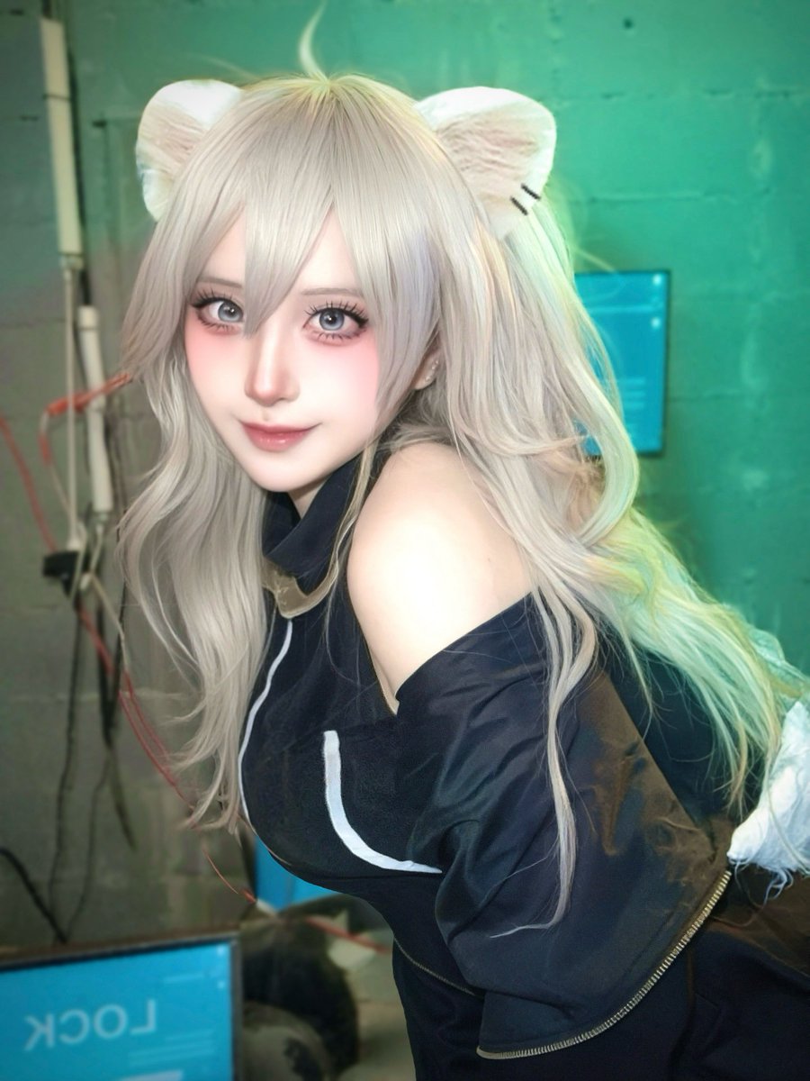 _meltydown_'s tweet photo. ホロライブのぐうたらホワイトライオン
#hololivecosplay https://t.co/N7fqDdoSQ3