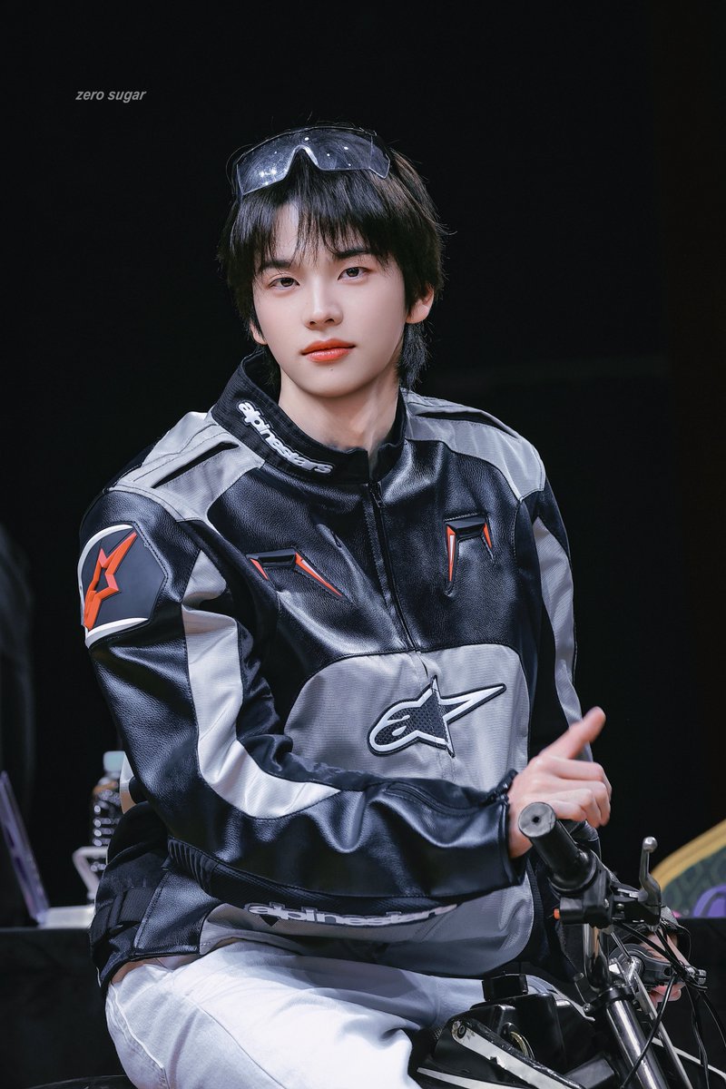 zerosugar_sy's tweet photo. 260821 
#신유 #SHINYU #シニュ #투어스 #TWS https://t.co/JmhhnpC2uv