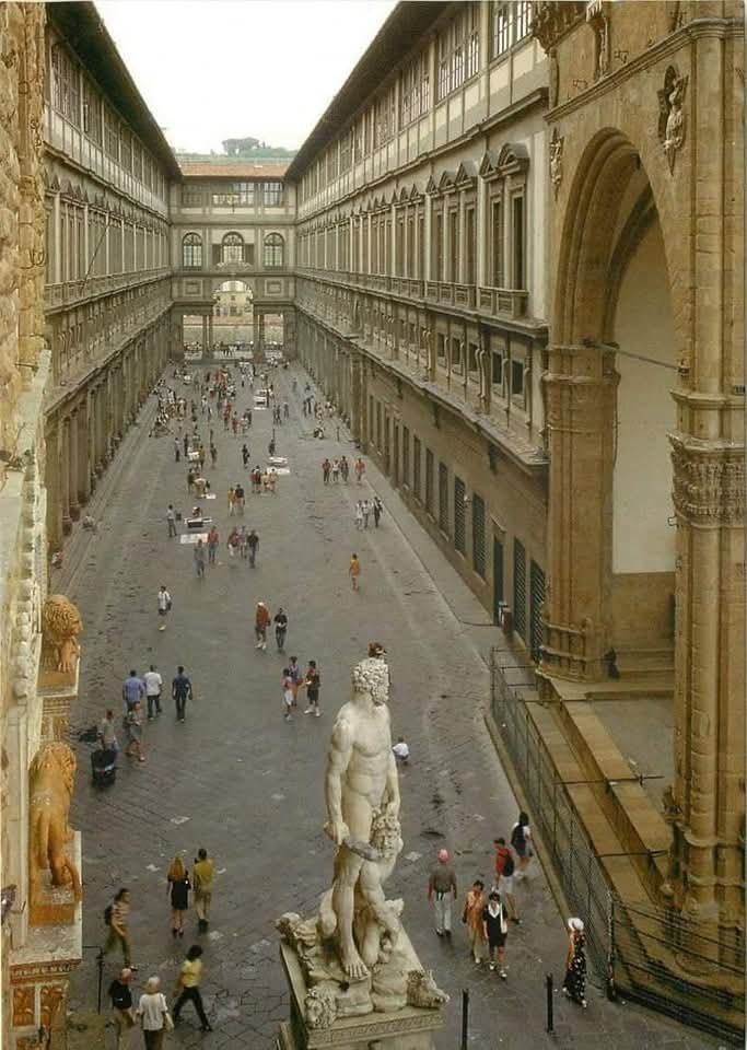 RamellaUgo's tweet photo. Uffizi https://t.co/PBnHC0znjR