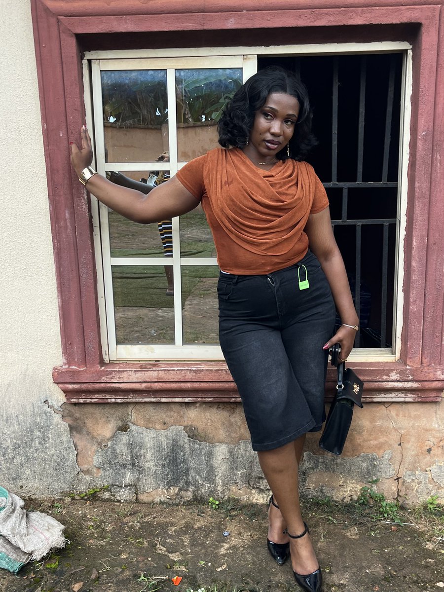 ChinonyelumH's tweet photo. Somewhere in Ogidi-Ani,Anambra state. https://t.co/zoyfVkl1Qg