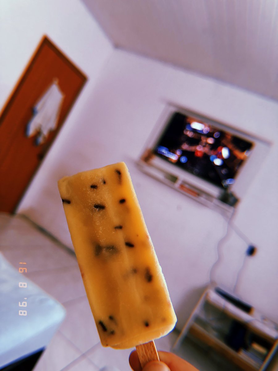 anasantaremm's tweet photo. Calor 🥵 https://t.co/j6F5RnPVC7