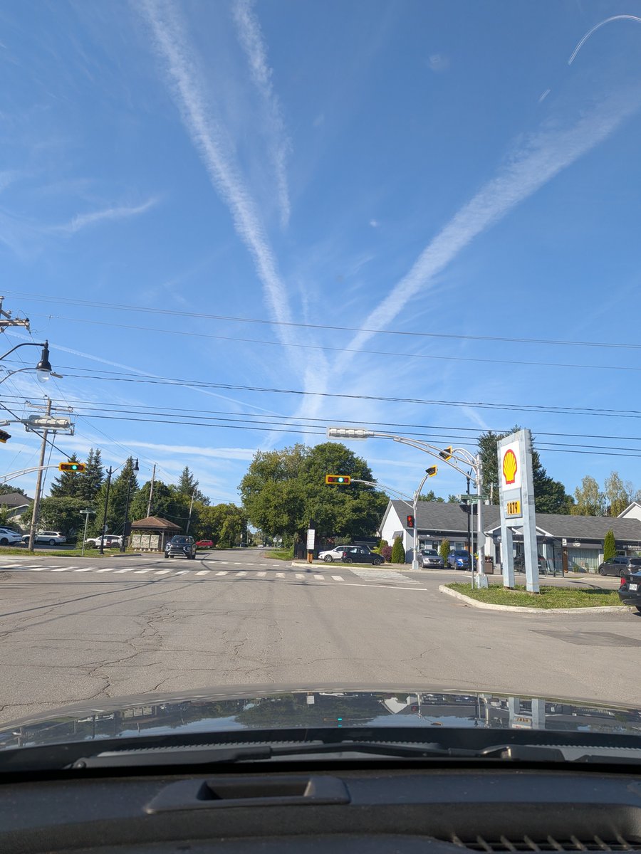 Cdn4trump's tweet photo. #ChemtrailsWeekEnd #ChemtrailsFriday #LiberalismIsAMentalDisease #WWG1WGA #SosCanada #ThesePeopleAreSick #NoAmnestyForCovidCriminals https://t.co/B56tOc1LVn