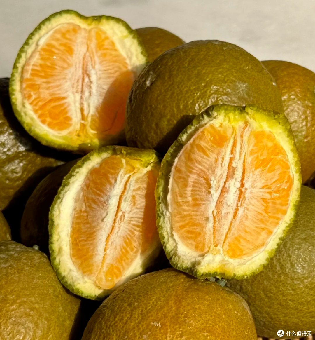 Demeyerdaniel1's tweet photo. Tried the honeybell oranges from Florida—juicy, sweet-tart with zero bitter aftertaste, peel comes off so easily! A must-add to your fruit basket ， https://t.co/c6ghVT4CSk