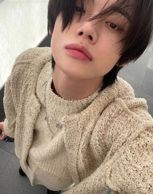 ivixyj's tweet photo. #oldpic but wanna join too, hopefully im not #shadowbanned again 🥲

#MOASD #MOASelcaDay #moatwt #YEONJUN https://t.co/NCw1dJyq2L
