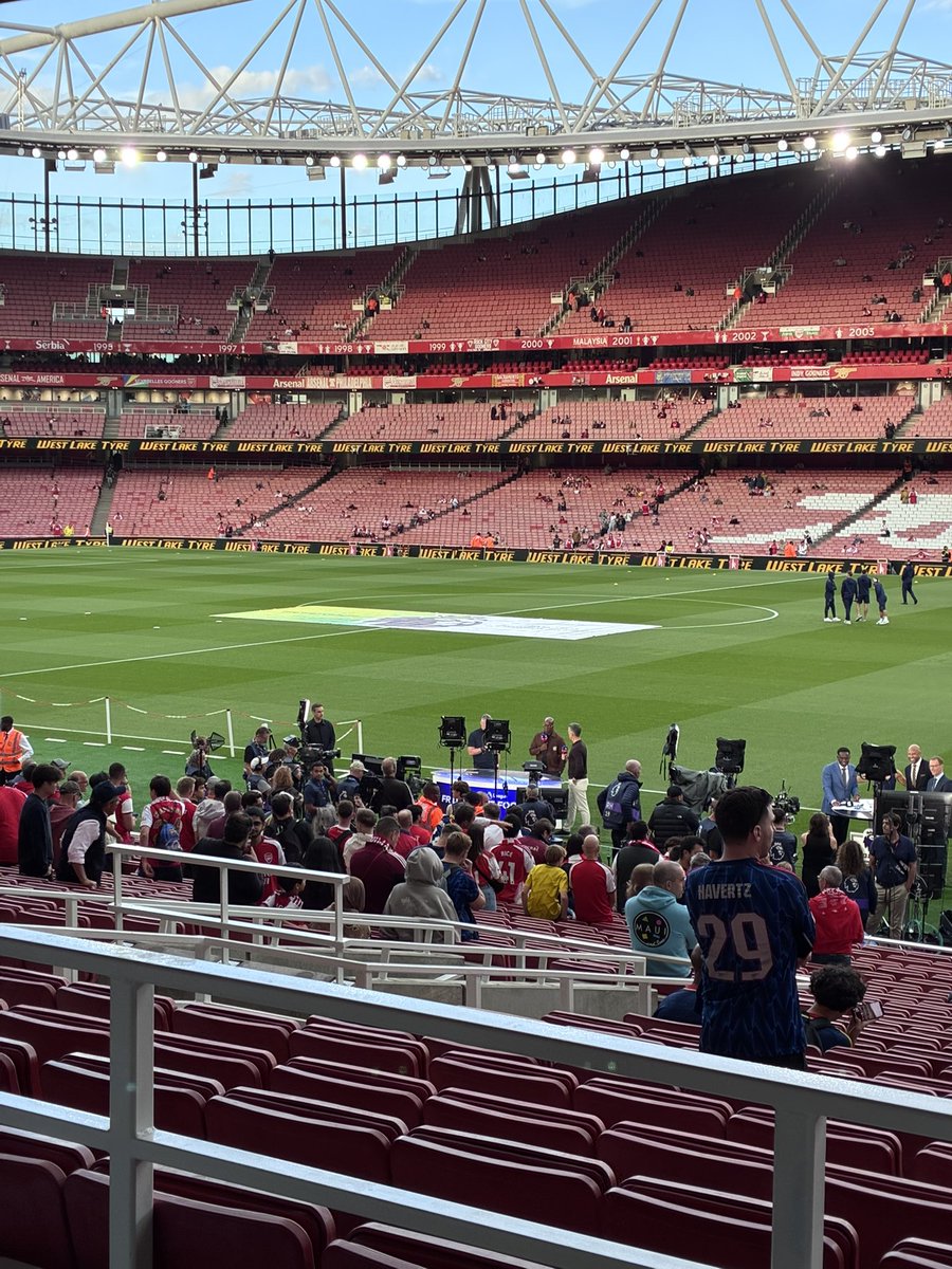 MattVerri's tweet photo. Here we go again. Declan Rice and Bukayo Saka in to start, of course. https://t.co/pk1pKMRT6r