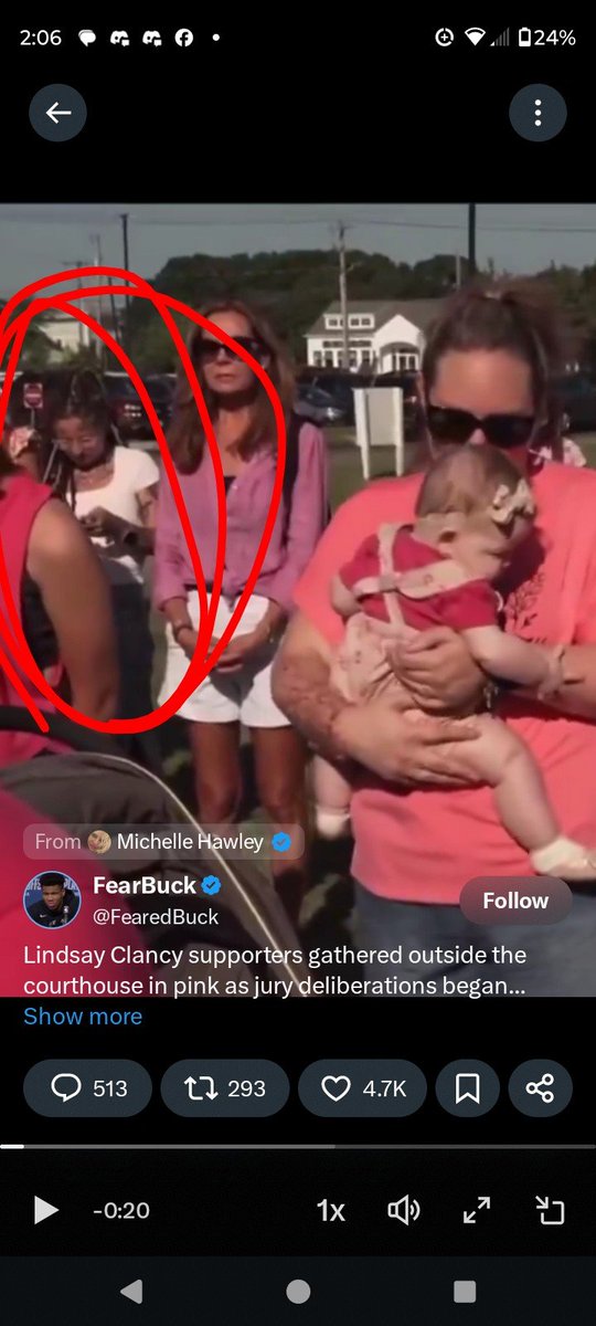 Maybematthewmp3's tweet photo. @JozuJoestarr Hate to burst your bubble bit a black woman is there aswell https://t.co/yVWiUcZkXh