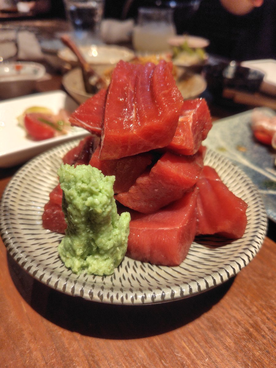 snowcrystal111's tweet photo. 相変わらずおいしいでしかなかった〜！🥂

ん…？
おじさんの食べ物しか映ってないとかないよね？👴🏻 https://t.co/O5ESe7Muoa