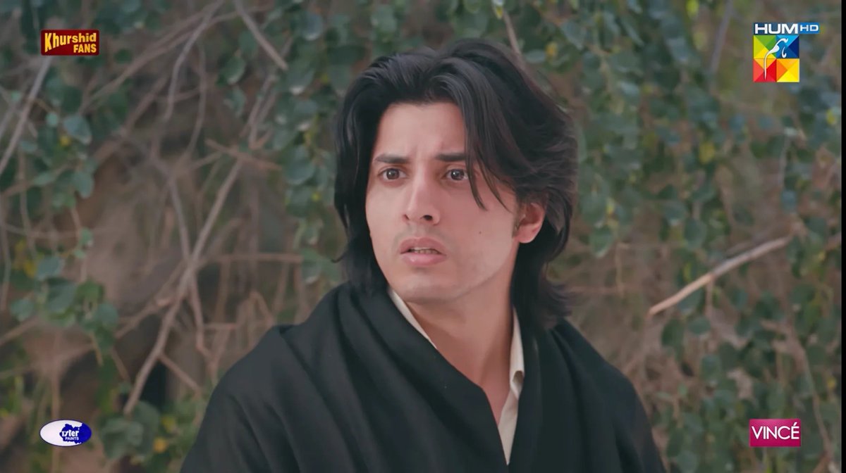 hasnynnn's tweet photo. Unpopular opinion but it needs to be said: bro literally has ONE expression for happy, sad, and shocked 😭

Looks ke waja se lead role mil jata hai, performance zero hai. Side actors are literally carrying the whole show while he’s just standing there looking pretty. https://t.co/SDlmX6dnvZ