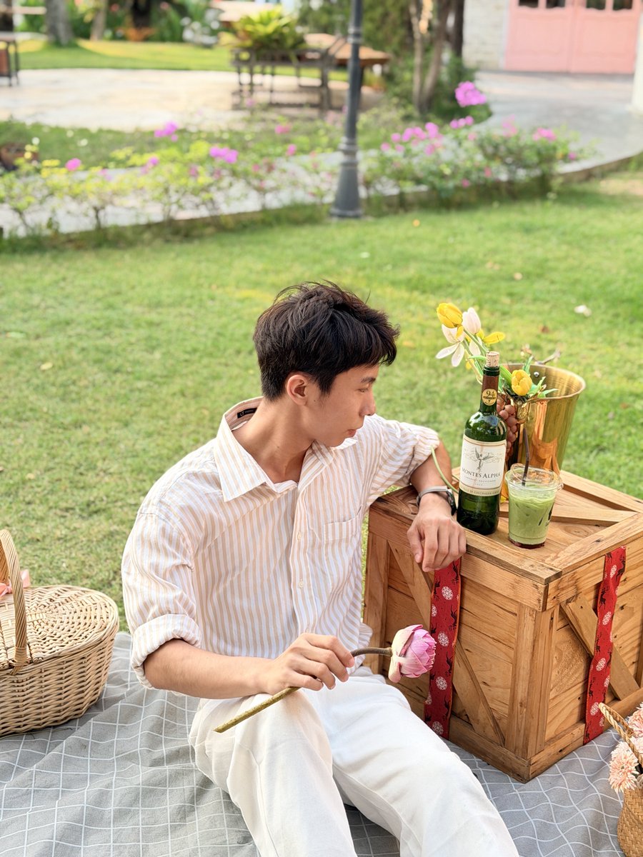 th_p086's tweet photo. Soft vibe လေးပေါ့🤭🤭 https://t.co/8uZSaH28kD