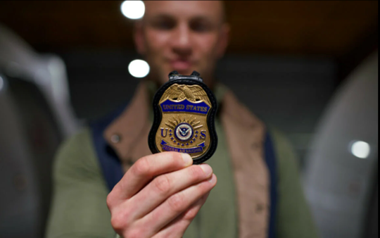 FLETC's tweet photo. #FollowFriday. Securing our skies and transport systems! ✈️ The Federal Air Marshal Service is @TSA premier law enforcement arm, proactively mitigating threats to protect travelers.
#FLETC is proud to train with 130 federal partners, including @TSA 🛡️
#LawEnforcement #Safety https://t.co/mv4EjzD3Z9
