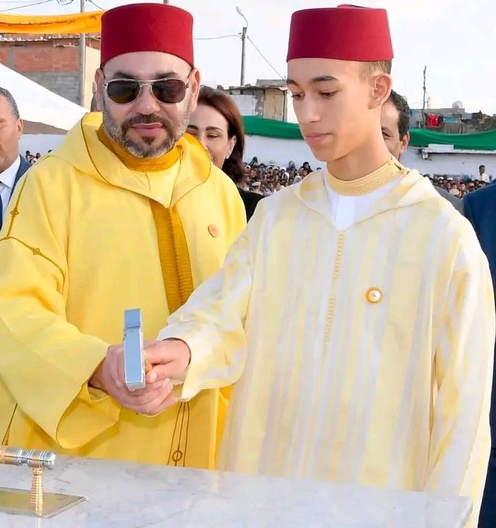 hanane__8's tweet photo. 73 سنة من الفخر، الوحدة والاعتزاز بتاريخ وطننا 🇲🇦
 ذكرى مجيدة، مليئة بالفخر والاعتزاز بمغربنا الحبيب♥️🇲🇦💚 https://t.co/rMtrra9FrK