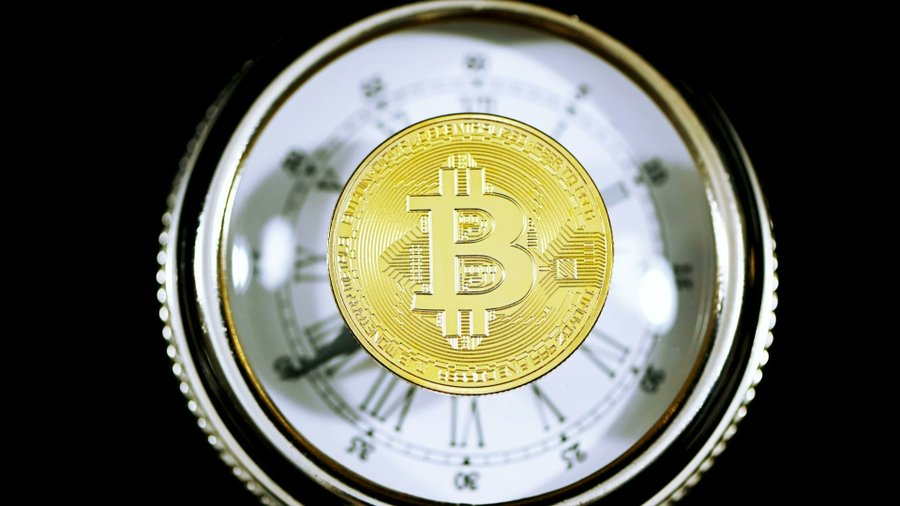 Philip_HKCM's tweet photo. Von $50 000 bis $1 Million:  DAS sind die (neuen) #Bitcoin-Prognosen der Wallstreet!  Warum Banken ihre

$BTC

- Ziele kürzen:😬 https://t.co/y0P59NKN9k