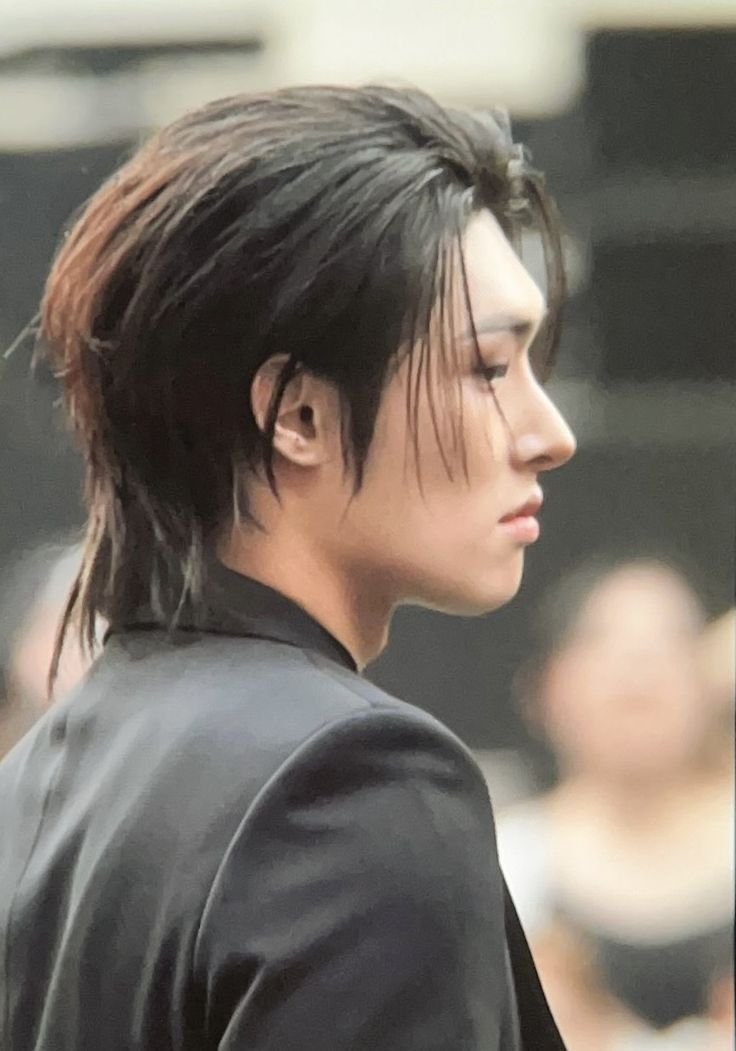 fiddledumplings's tweet photo. we don't talk about mingi's side profile enough https://t.co/UOCi92DhiW