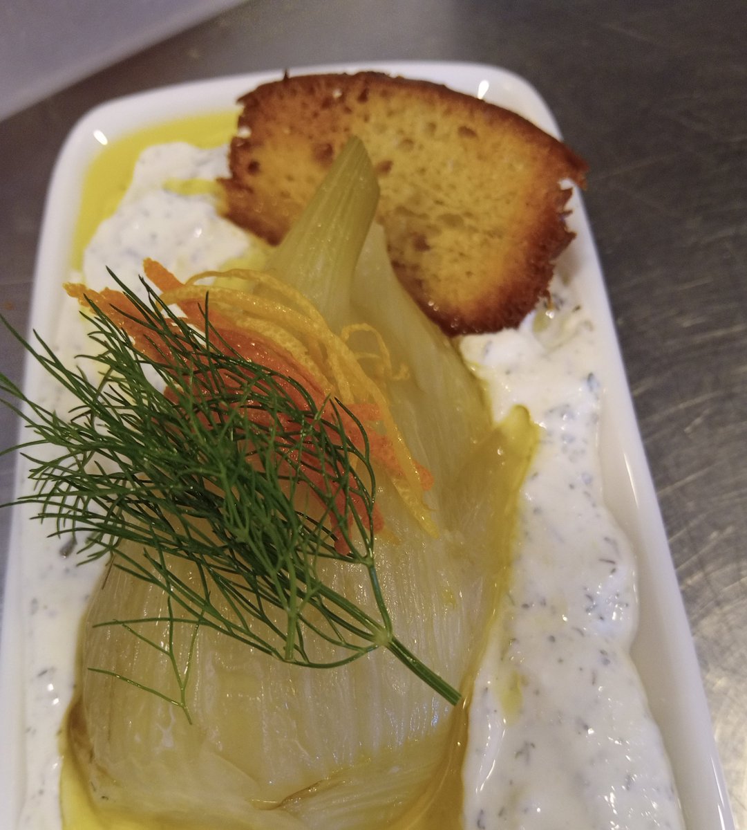 GokceBagdan's tweet photo. Rezene confit çok iyi 💫 https://t.co/23RWXTNzLa