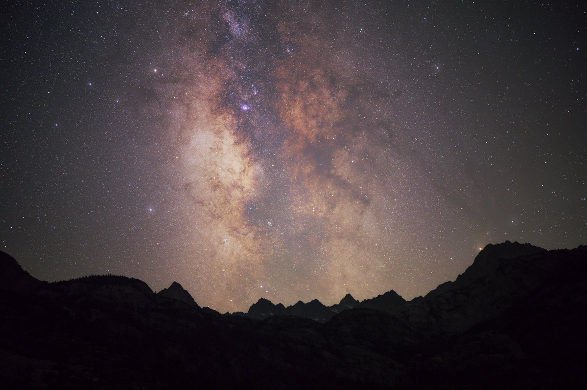 Sigma_Photo's tweet photo. Discover the night skies with the Sigma 28-45mm F1.8 DG DN | Art.

A versatile zoom range with a constant F1.8 aperture offers the flexibility to capture the stars with exceptional detail and clarity.

Save up to $75 on this lens from now until August 30.

Where will the Sigma 28-45mm F1.8 take you?

Photos by: Sigma Ambassador Jack Fusco

#sigma2845mmf18art #astrophotography #sigmalens #outdoors #sigma