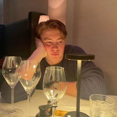 JAKEscaper's tweet photo. #NewProfilePic galau https://t.co/rHDJQJylrI