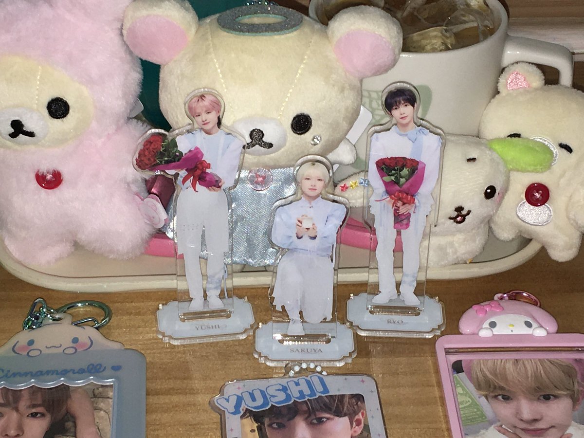 coolnightbb's tweet photo. 코리락은 못참지 https://t.co/VPQoyf6Fqc