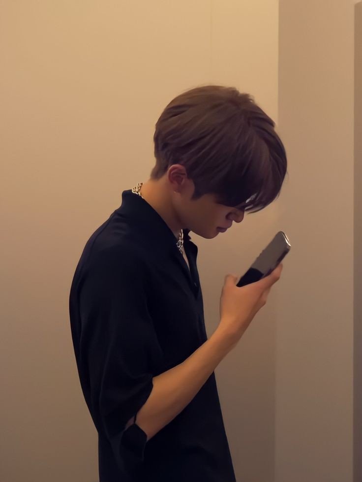 lvatinJ0's tweet photo. 남자 향수 날 것 같다는 표현 이해하는 법 https://t.co/3WMgcSMaMP