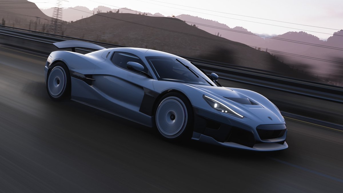 mooneyesspeed's tweet photo. EVハイパーカーは
やっぱ面白いですねぇ

1/4マイル最終車速290km/h
最高速457km/h
飛距離(爆笑)800m超え

ケーニグセグ•ジェスコで
オレのリマックより
ジャンプ距離飛んでるやつなんなの

#ForzaHorizon5
#FH5 https://t.co/aNV6dC9ftN
