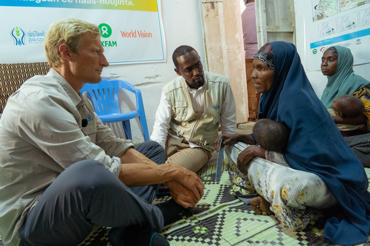 WFPSomalia's tweet photo. WFP Acting Executive Director @WFPChief visited Burhakaba, one of Somalia’s most critical hunger hotspots, to draw attention to the escalating hunger and malnutrition crisis. With famine risk identified and nearly 40 percent of children under five acutely malnourished or worse. https://t.co/6tq3RQJkvM