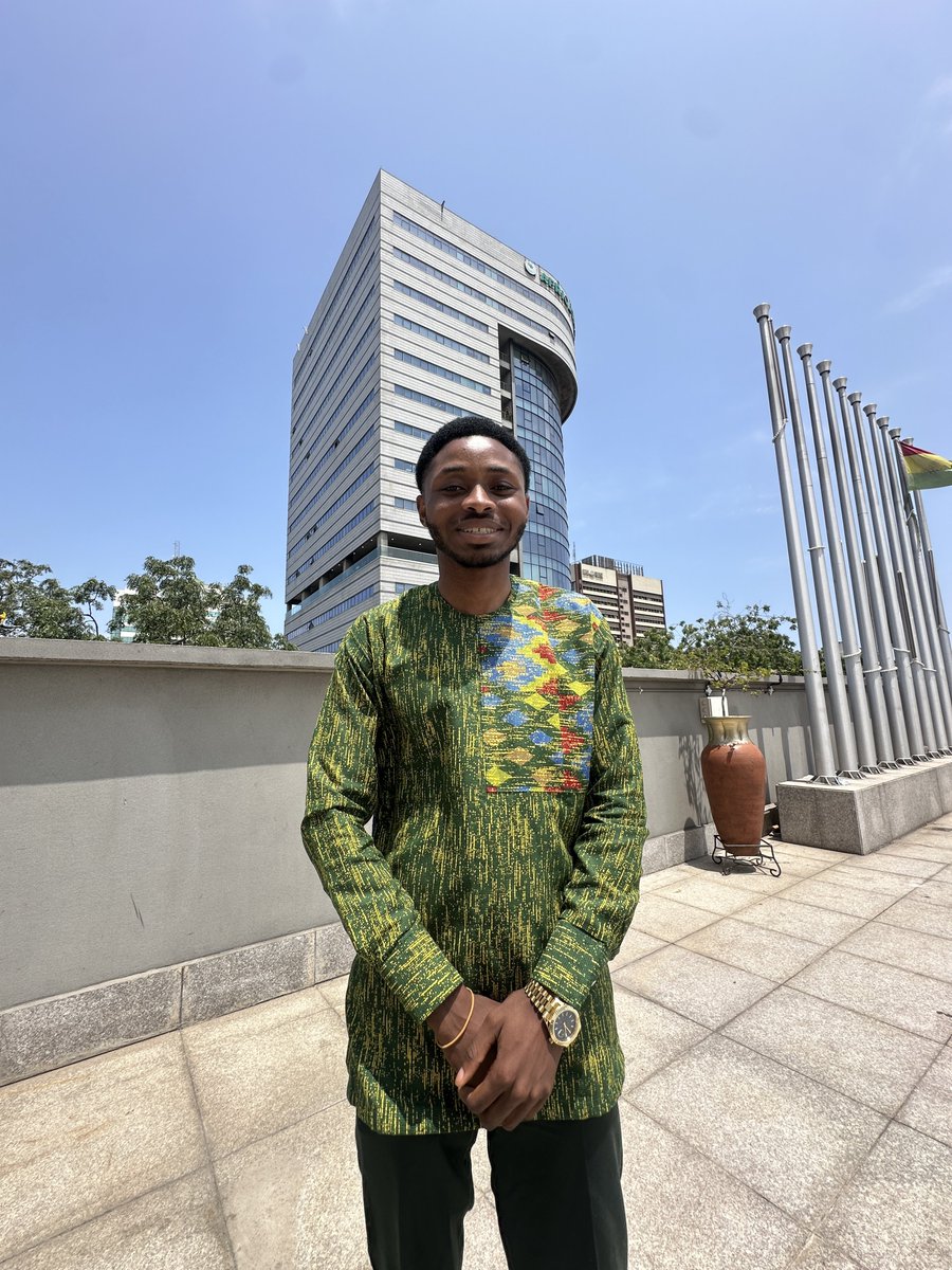 theSolomonmax's tweet photo. I'm in Ghana 🇬🇭 https://t.co/XpDbAw2yHF