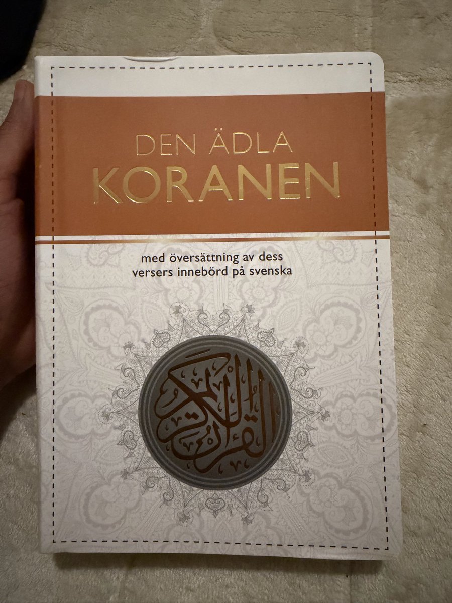 houuvaaa123's tweet photo. A little gift for my Swedish friend who’s interested in Islam 🥺🤍 May Allah SWT guide her to Islam 🤲🏽 https://t.co/WzELAcK7bS