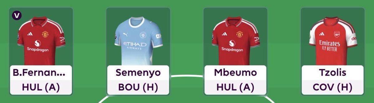 AhmedSamirFPL's tweet photo. خط الوسط بتاعى 🔥✨✅
. 

#FPLCommunity | #FPL https://t.co/jo0QR2qJD4