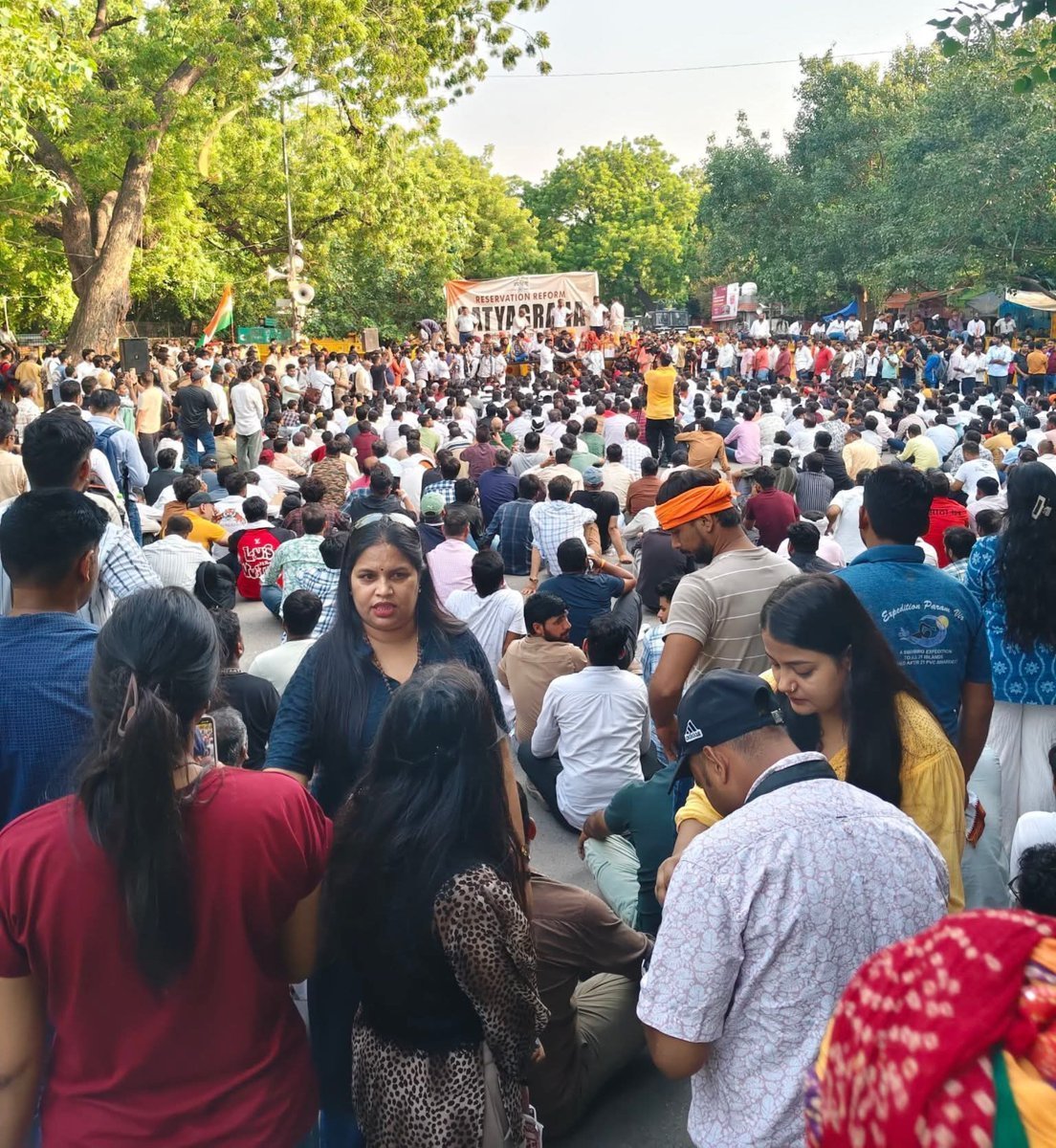 neha_laldas's tweet photo. This is happening again Jantar Mantar👇

But there is full media blackout of this protest.

While CJP is being covered from last 2 months.

Now think--
Who is govt promoting??
What do they want??
#21AugReservationHataoAndolan https://t.co/82AeFD01Qo