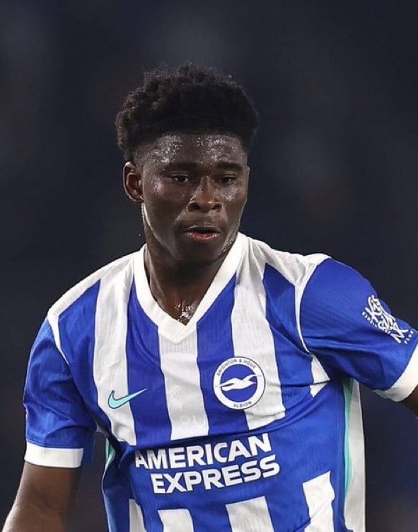 ChinoUTD's tweet photo. 🚨 Brighton executive on Carlos Baleba potentially joining Manchester United:

🗣️ Reporter: “How advanced are talks with United?”

🗣️ Executive: “We’re talking. United want Baleba, Baleba wants United. That part has never really changed. What surprised us was after the move didn’t happen last summer. We told him there would be other opportunities. Madrid, Barcelona, Bayern… clubs like that.”

🗣️ Reporter: “And?”

🗣️ Executive: “He said no. He told us, ‘I don’t want another big club. I want Manchester United.’”

🗣️ Reporter: “You couldn’t convince him?”

🗣️ Executive: “How do you convince someone out of a dream? At some point you stop negotiating with the player and realise you’re negotiating with the child in him who decided years ago where he wanted to play. The problem for us is, that child supports Manchester United.”