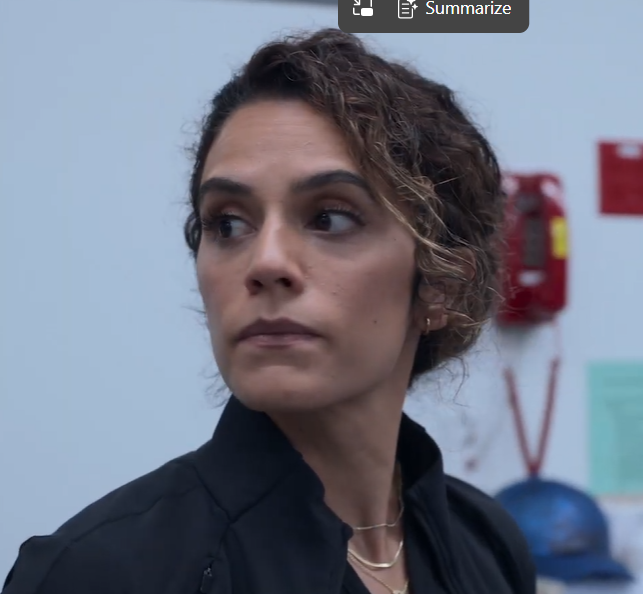 sapphic_zip's tweet photo. TRINITY HAIR DOWN BARAN HAIR UP AAAAAAAAA https://t.co/LMFBQ5bn5h