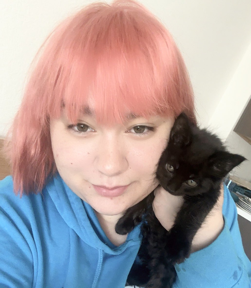 wonlko's tweet photo. @velvetrial my baby bean car and I say congratulations for one year clean! https://t.co/9CI7DjJAAs