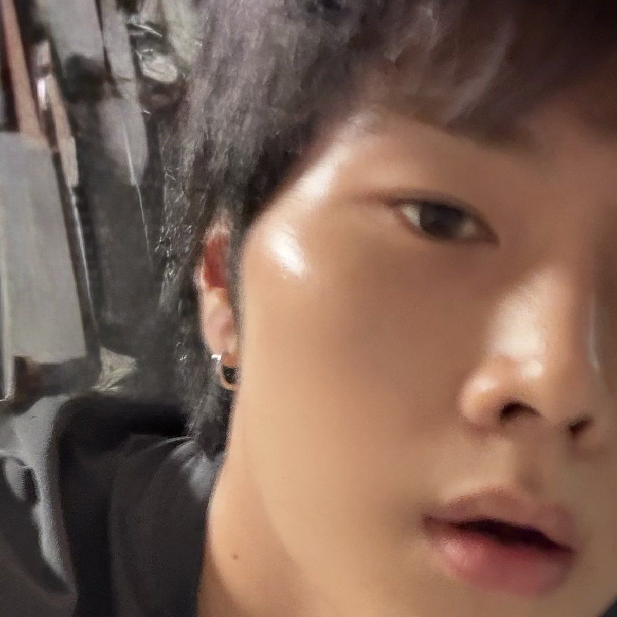bbangdni's tweet photo. 너무웃껴 맥반석광대 https://t.co/FwNjIcofSX