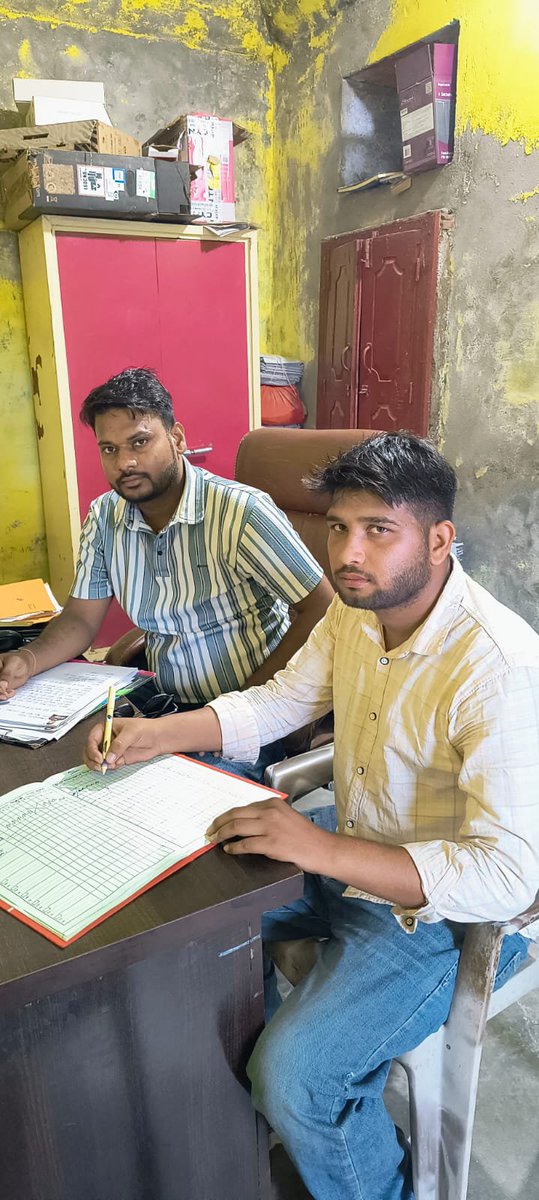 pavanmavai746's tweet photo. आप सबके आशीर्वाद से राजस्व विभाग में सहायक कर्मचारी पद पर jion किया 
आप सबका आशीर्वाद बना रहे 🙏🏿 https://t.co/LmzvSdbj7l