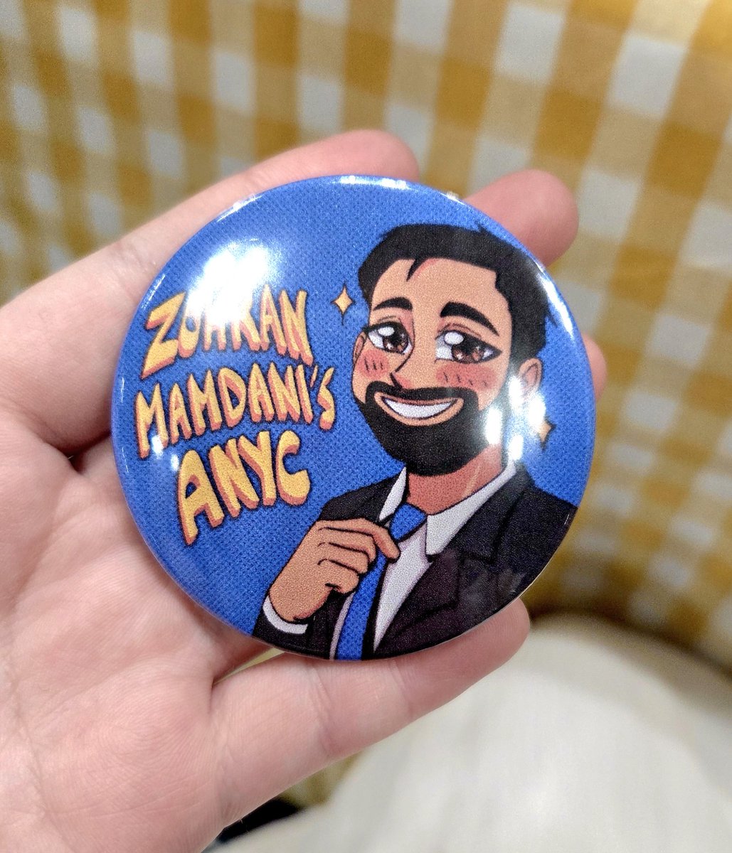 yeajeedraws's tweet photo. Come get a Mamdani button at N-24 in Anime NYC! #anyc #animenyc https://t.co/mdTSnZav3l
