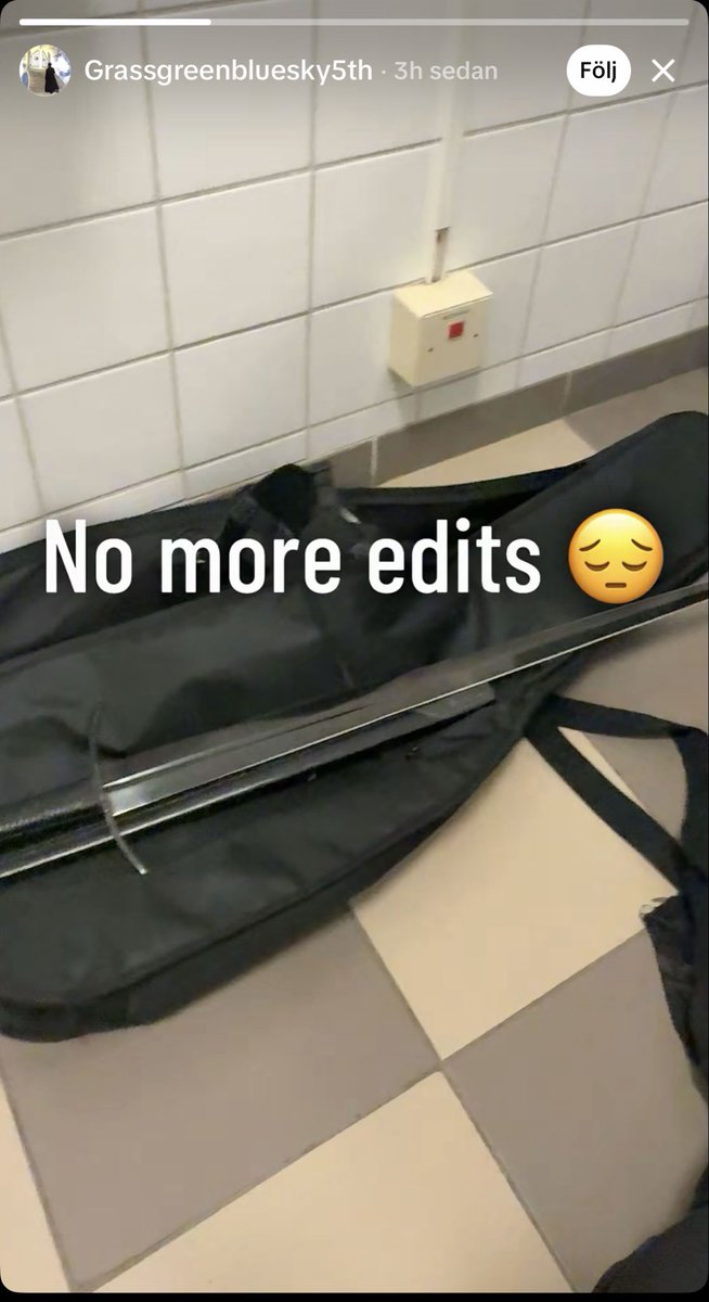 Maximilian_0002's tweet photo. Gärningsmannen bakom skolattacken i Fagersta publicerade bilder och videor på TikTok i samband med händelsen. Materialet visar bland annat polisinsatsen, en skadad person och chattkonversationer med en person i Nederländerna. #fagersta #svpol https://t.co/rvE2lrJYQR