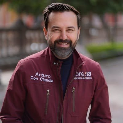 ogeomovs's tweet photo. Que toda América Latina pro Palestina sepa que en México el "partido de izquierda" Morena tiene como vocero a un comerciante/fabricador de armas y tecnologías espías israelís de nombre Arturo Ávila. Y todo el partido, sus periodistas, intelectuales y activistas guardan silencio. https://t.co/uKCDzt2WWp