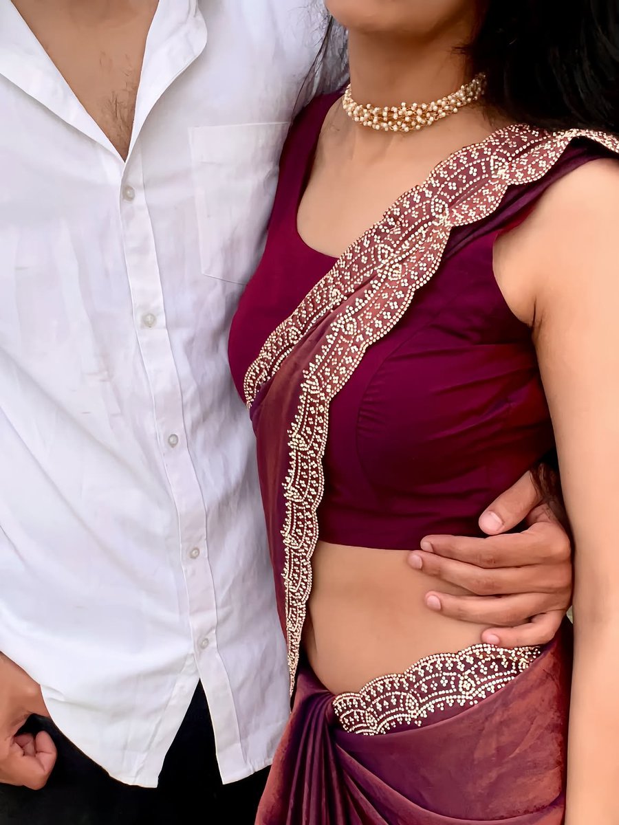 DesiVaidya's tweet photo. इन 7 मौकों पर चुप रहें

1. अगर आपके पास पैसे हैं, तो चुप रहें।
2. अगर आपका जीवनसाथी अच्छा है, तो चुप रहें।
3. अगर आप घर खरीद रहे हैं, तो चुप रहें।
4. अगर आप कार खरीद रहे हैं, तो चुप रहें।
5. अगर आप नई नौकरी शुरू कर रहे हैं, तो चुप रहें।
6. अगर आपकी कोई योजना है, तो चुप रहें।
7. अगर आप शांति चाहते हैं, तो चुप रहें।

क्योंकि कुछ चीजें... दिखाने पर कम हो जाती हैं, और छिपाकर रखने पर बढ़ जाती हैं।