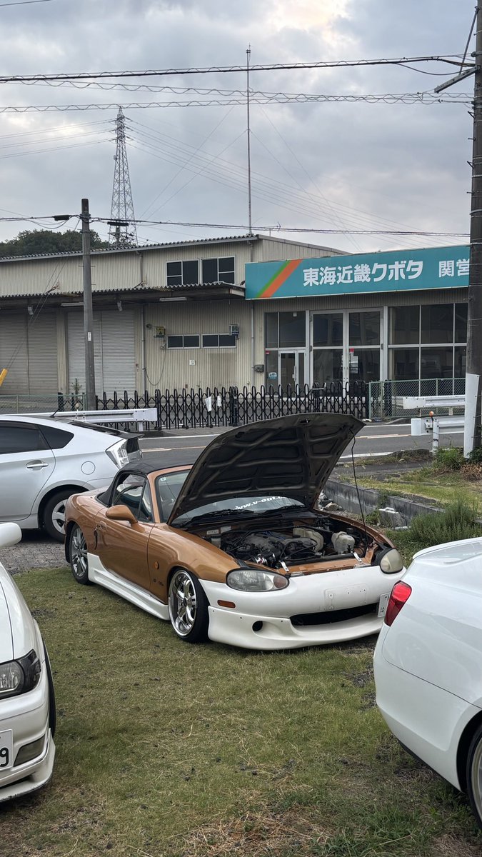 nb8crs_'s tweet photo. 車売ります。
nbロードスター　
60万　車検来月15日頃まで
車検2年付ける場合　75万
nb8c rs 丸車　
紹介してくれた方紹介料として1万円差し上げます https://t.co/gtOLqYfQCk