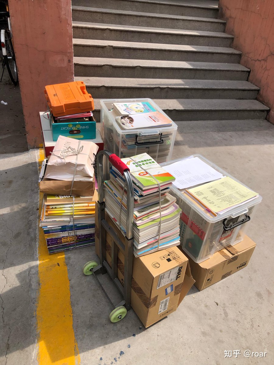 playboymag3's tweet photo. Tired of cluttered old stuff taking up space Sort through your pre-loved items today—donate, sell, or keep only what brings you joy! It’s a quick way to refresh your space and help others in need. https://t.co/9c80SnhRS6