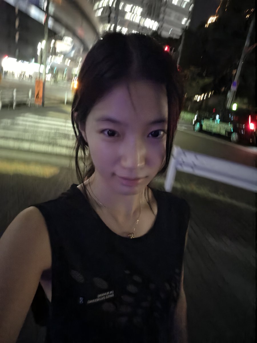 FIMBASE's tweet photo. [WEVERSE DM] 260821 #KAZUHA 🍃 

: yesterday i went for a city run with my manager.
: it’s a little cooler at night now...!
: but today it’s hot again...
: i just came back from eating with the members, so I’m really full.
: ㅋㅋㅋㅋㅋㅋ
: gopchang hot pot.
: I really love gopchang.
; ah, algopchang is really delicious too...
: as the days go by, I feel like the amount I can eat is getting smaller...ㅋㅋㅋ
: I should eat a lot while I still can.
: ㅎㅎㅎㅎㅎ
: I guess it’s because I had a whole lot of gopchang... ㅎㅎㅎ
: FEARNOT, did you eat dinner??
: yeah, yeah.
: it’s already getting kind of late ㅋㅋㅋㅋ