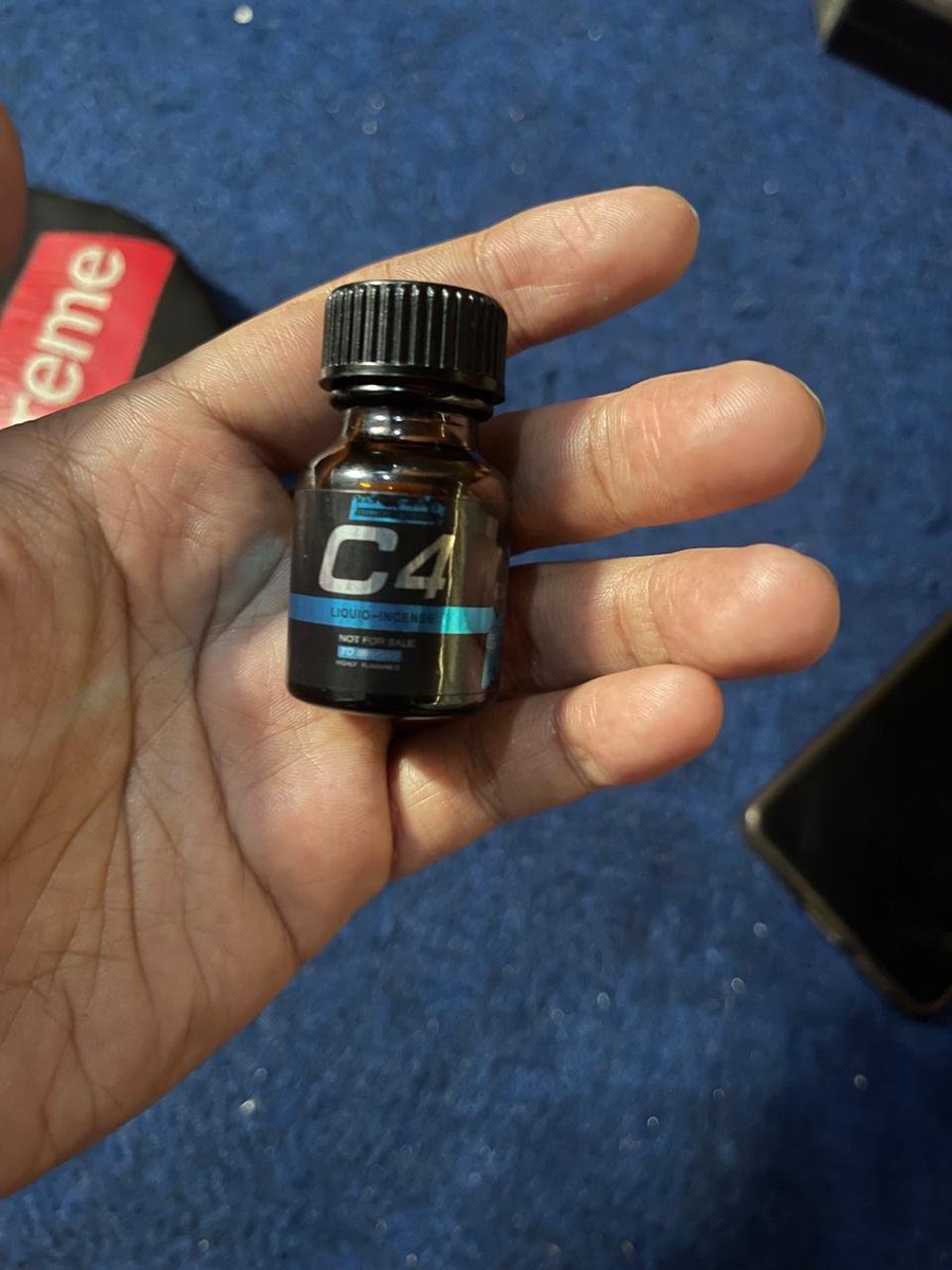 Valnjo123's tweet photo. Kenapa yang biru bnyk
Yg suka ya 🤪 https://t.co/y3dWG59kZJ