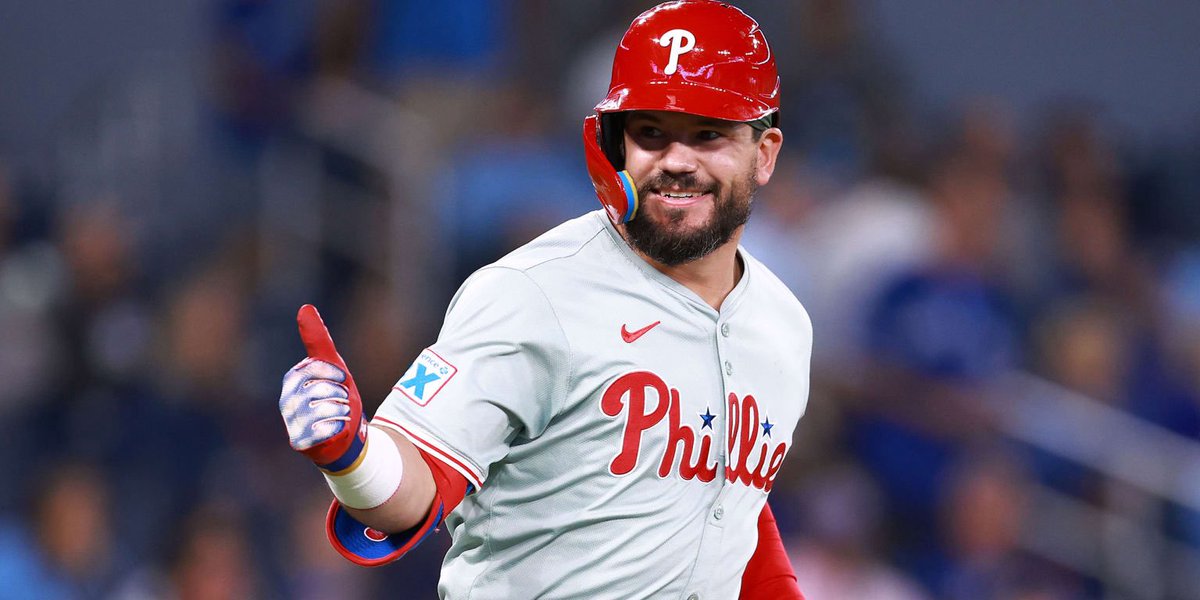 BlacKnowsBall's tweet photo. Kyle Schwarber Squares Off Against Jordan Walker At Home For The First Time Since Being Usurped For The Derby Crown He’s Been Finding His Swing As Of Late Hitting Safely In 3/5 Last Games While Going Yard 2/10. Both Of Those Games He’s Hit 2 Nukes ⛽️🍿 https://t.co/XYtIfqkgkj