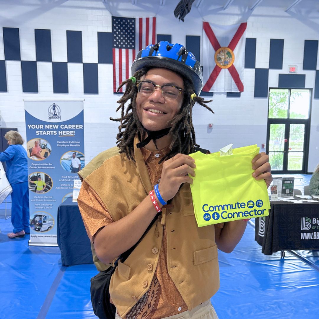 ccfdot's tweet photo. Every interaction @ an event is an opportunity to support commuter needs!

Commute Connector is a Florida Dept. of Transportation program serving SWFL🌴🌞We help commuters explore transportation options &amp; connect them with resources that support their trips.

We're here to help! https://t.co/FvHo02jJRr