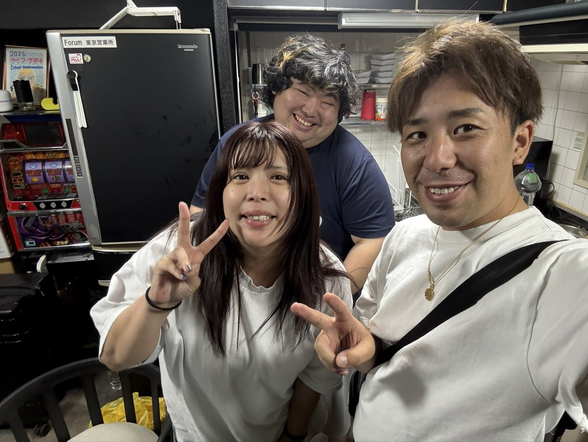 komai4359's tweet photo. 杏里の作ったシチューが美味かった！

新居で同棲うまくいくといいけどな https://t.co/s6yOiFf3xm