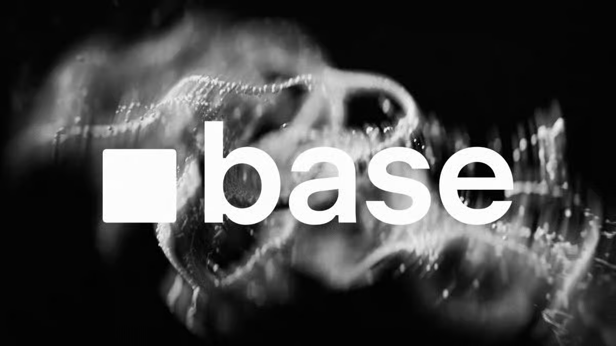 GercekKriptocuu's tweet photo. 🟩 $ALIGN sonrası hedefimiz ve ana hedefimiz şuan $BASE ✅

Gün aşırı işlem yapmaya, likidite eklemeye, bot görünümünden kurtulmak için AerodromeFi gibi Base native ürünleri kullanmaya, yönetişime katılmaya özen gösterin!

Herkes tx yapar ama herkes istikrarlı bir şekilde devam edemez.

➖TX, kontrat deploy, nft deploy, x402 deploy, ai agent register vs hepsini https://t.co/Rq0i0zePC6 üzerinden yapabilirsiniz.

Ayrıca mutlaka BaseApp üzerinden de bu işlemleri gerçekleştirin. @base kendi ürününe bonus airdrop, çarpan vs verecektir.
