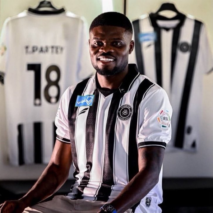 Alwaleed__88's tweet photo. @AlShababSaudiFC @anss_01 Thomas Partey 🤍🖤🦁 https://t.co/cynuiFrous