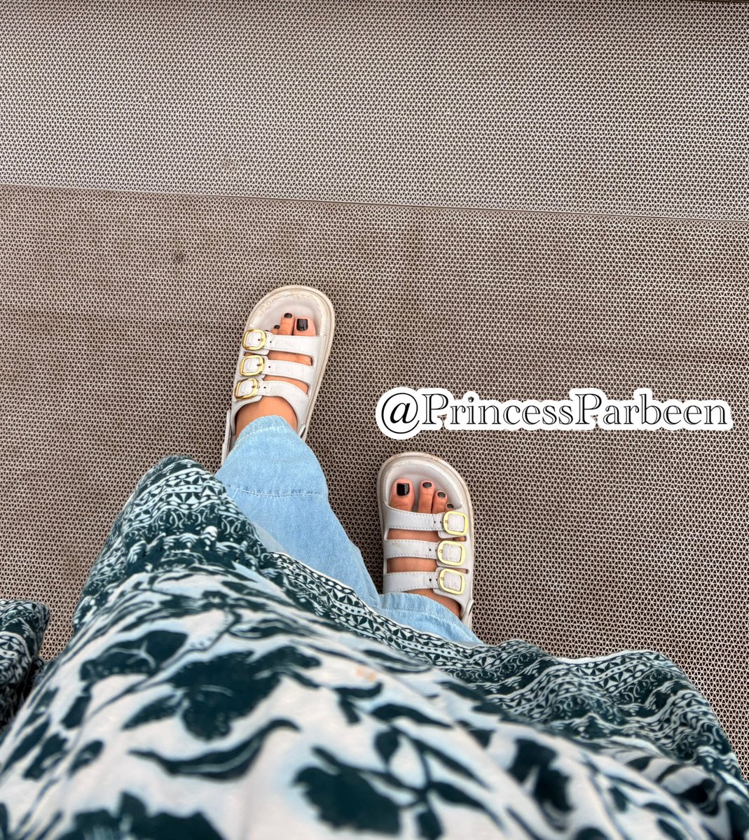PrincessParbeen's tweet photo. Inferior subs should bow down to their Muslim owners and pay their Jummah tax.

Findom https://t.co/0m9NgZCTo3