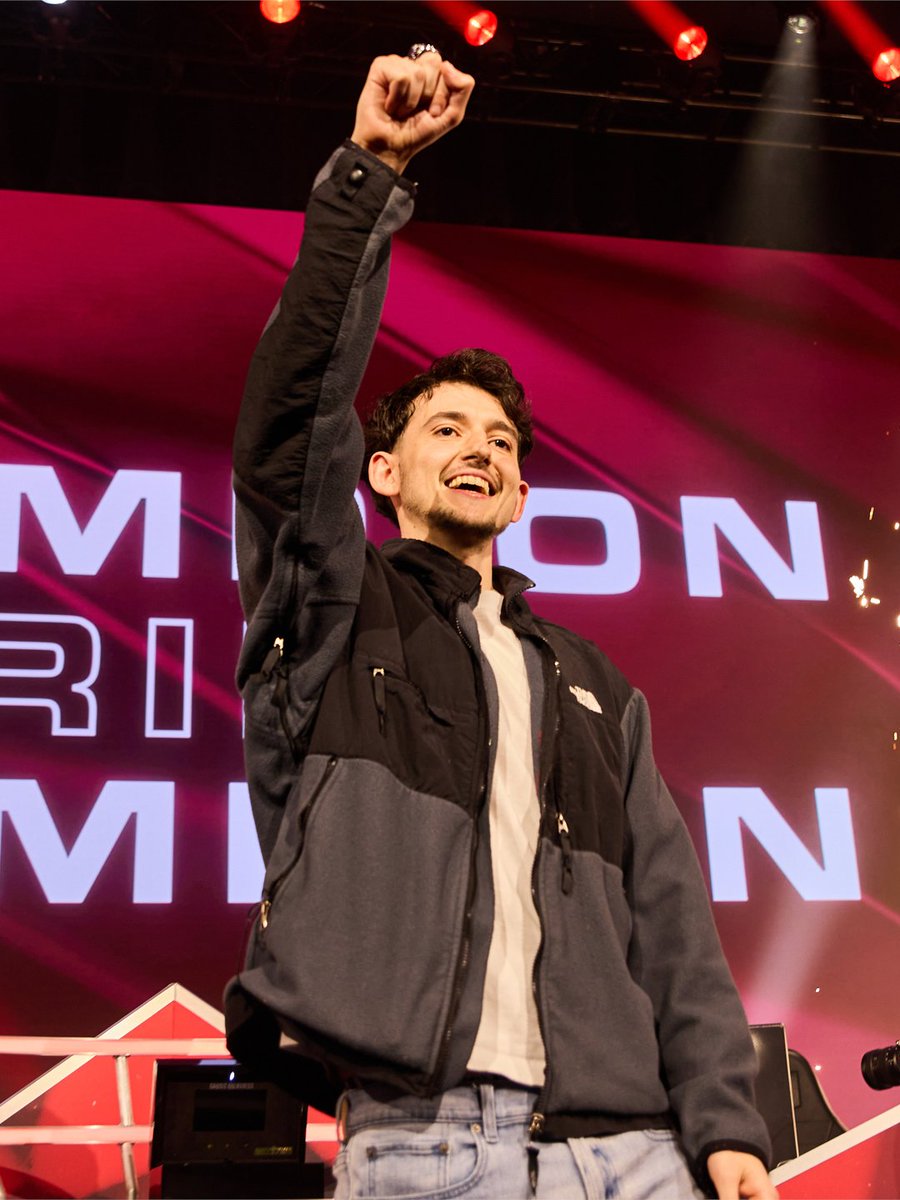 EAMaddenNFL_MCS's tweet photo. The #MCS27 Pro League Qualifier is your best shot at four live events and a piece of $200k. Take it.
Only 24 hours until kickoff β‘οΈ https://t.co/imv7GacXbZ https://t.co/nohSQtqIdK