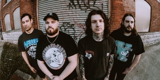noechonet's tweet photo. "I was grateful to find hardcore and straight edge through my city’s local scene when I was about 14 years old..."

CASTXDOWN: Ohio Straight Edge Band Make 'The Statement' on Upcoming EP https://t.co/IoP4t19bLJ