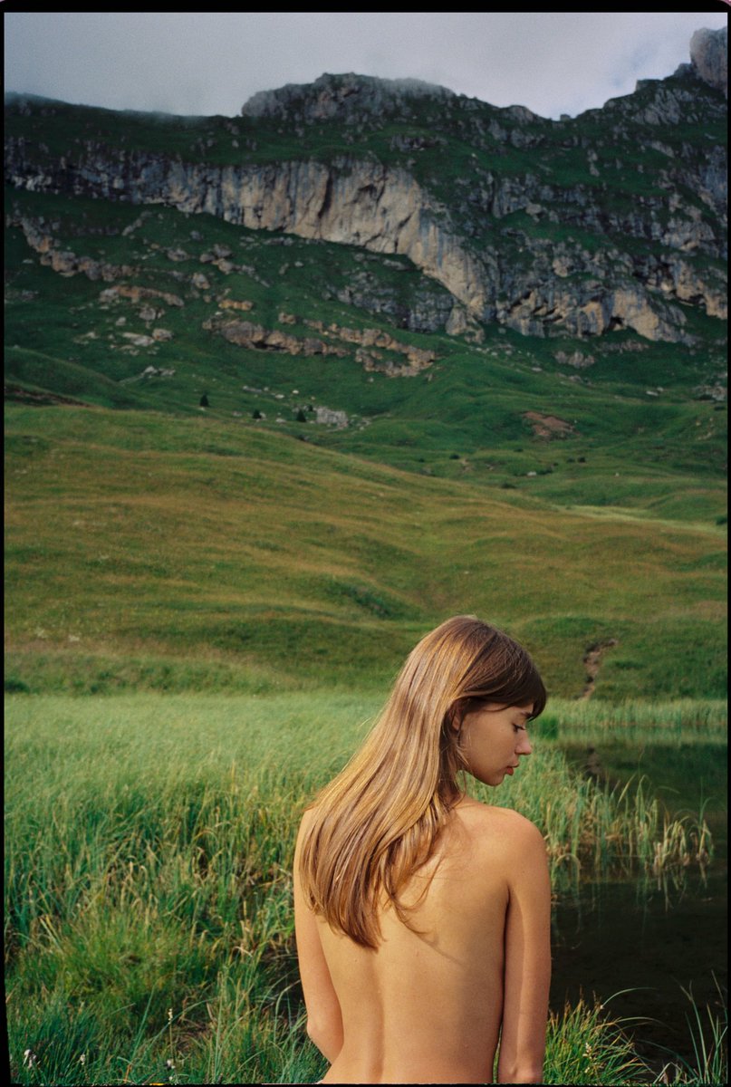 by_annaralphs's tweet photo. summer on film https://t.co/HalcCfGiD4